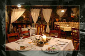 Wnętrze restauracji Dolce-Vita w Bydgoszczy - sala główna przygotowana do imprezy